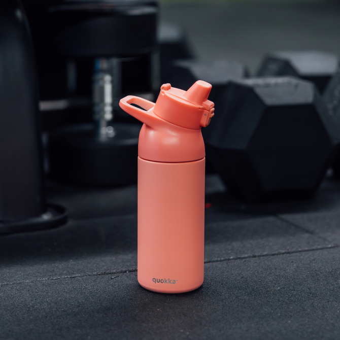 QUOKKA BOTELLA TERMO ACERO INOXIDABLE CON SIPPER TIDE CORAL 700 ML