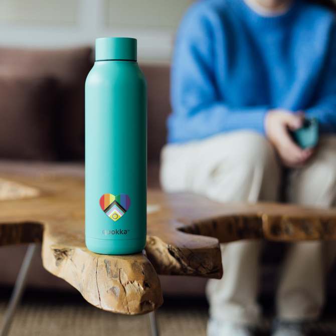 QUOKKA BOTELLA TERMO ACERO INOXIDABLE SOLID JADE GREEN PRIDE 630 ML CUSTOM