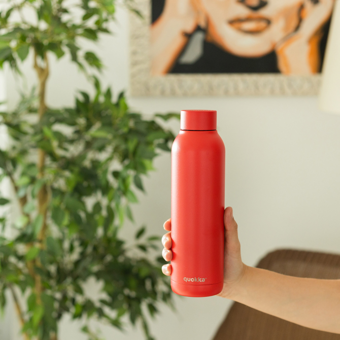 QUOKKA BOTELLA TERMO ACERO INOXIDABLE SOLID LAVA POWDER 630 ML