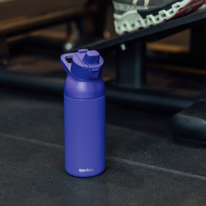 QUOKKA BOTELLA TERMO ACERO INOXIDABLE CON SIPPER TIDE DUSK BLUE 700 ML