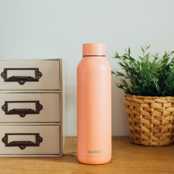QUOKKA BOTELLA TERMO ACERO INOXIDABLE SOLID PASTEL PEACH 630 ML