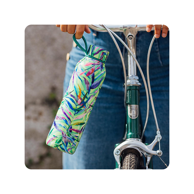 QUOKKA BOTELLA TERMO ACERO INOXIDABLE SOLID CON COLGADOR COLOR NATURE 630 ML