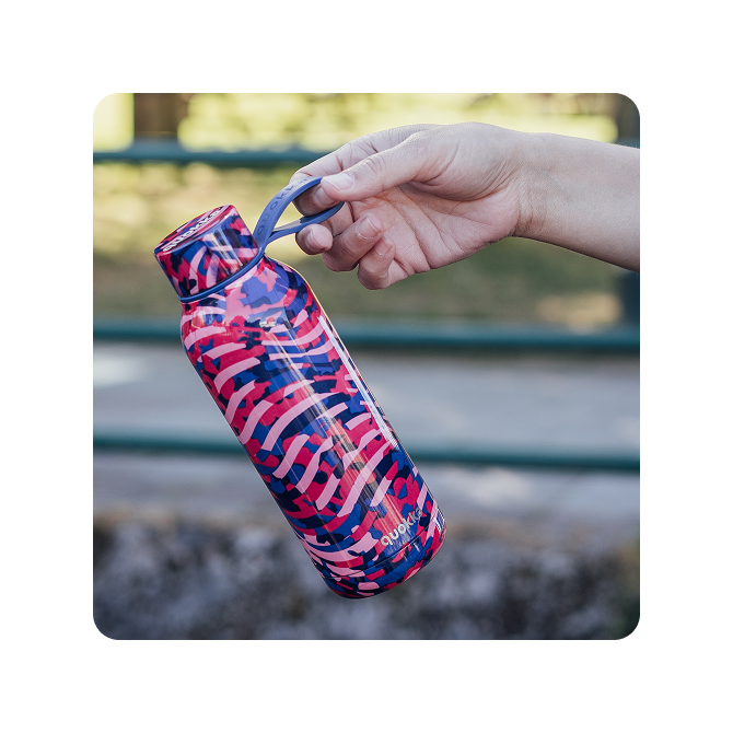 QUOKKA BOTELLA TERMO ACERO INOXIDABLE SOLID CON COLGADOR CLASH 510 ML