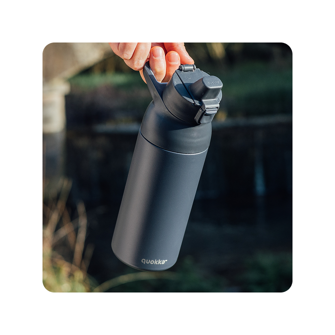 QUOKKA BOTELLA TERMO ACERO INOXIDABLE CON SIPPER TIDE SLATE 700 ML