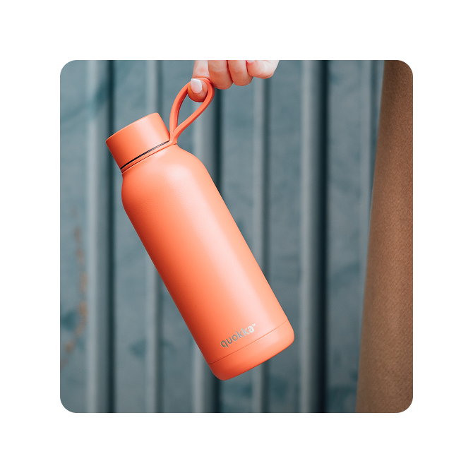 QUOKKA BOTELLA TERMO ACERO INOXIDABLE SOLID CON COLGADOR ORANGE 510 ML
