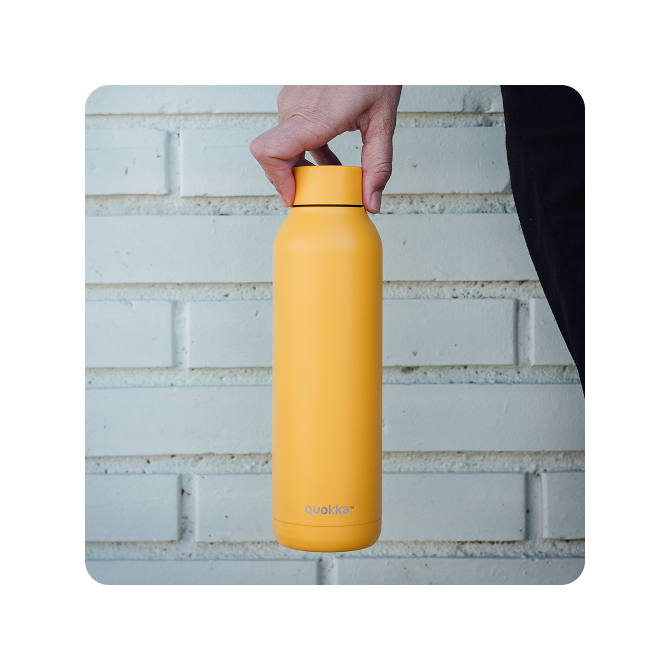 QUOKKA BOTELLA TERMO ACERO INOXIDABLE SOLID AMBER YELLOW 630 ML