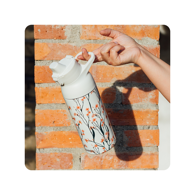 QUOKKA BOTELLA TERMO ACERO INOXIDABLE CON SIPPER TIDE WILD FLOWERS 700 ML