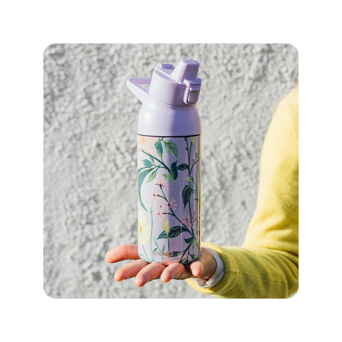 QUOKKA BOTELLA TERMO ACERO INOXIDABLE CON SIPPER TIDE ALL OVER BOTANIC 700 ML