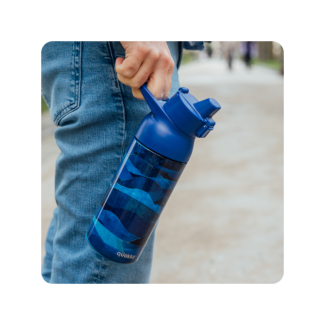 QUOKKA BOTELLA TERMO ACERO INOXIDABLE CON SIPPER TIDE OIL MOUNTAINS 700 ML