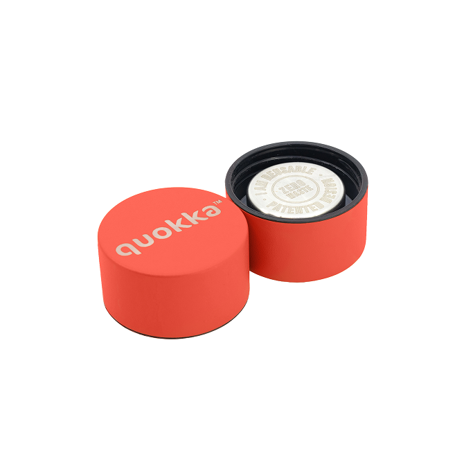 QUOKKA BOTELLA TERMO ACERO INOXIDABLE SOLID CON COLGADOR ORANGE 630 ML