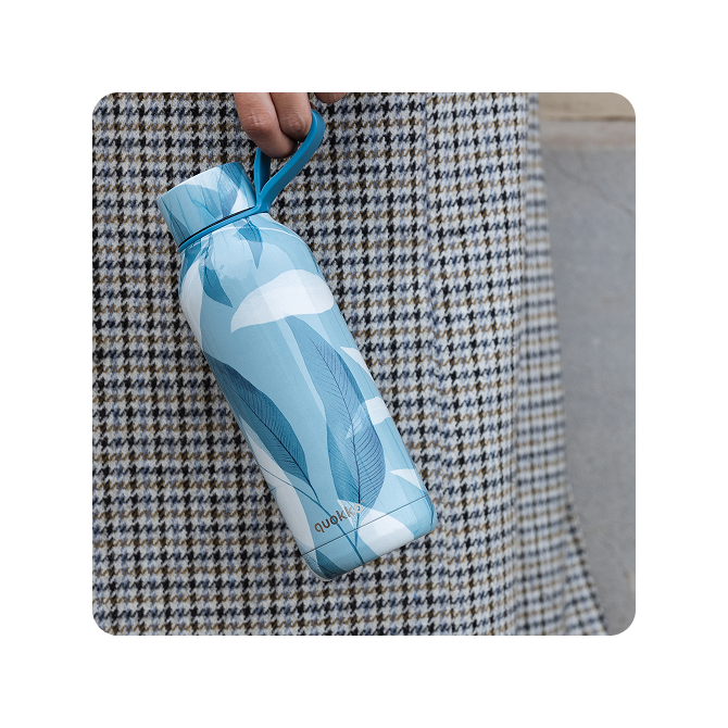 QUOKKA BOTELLA TERMO ACERO INOXIDABLE SOLID CON COLGADOR BLUE WIND 510 ML