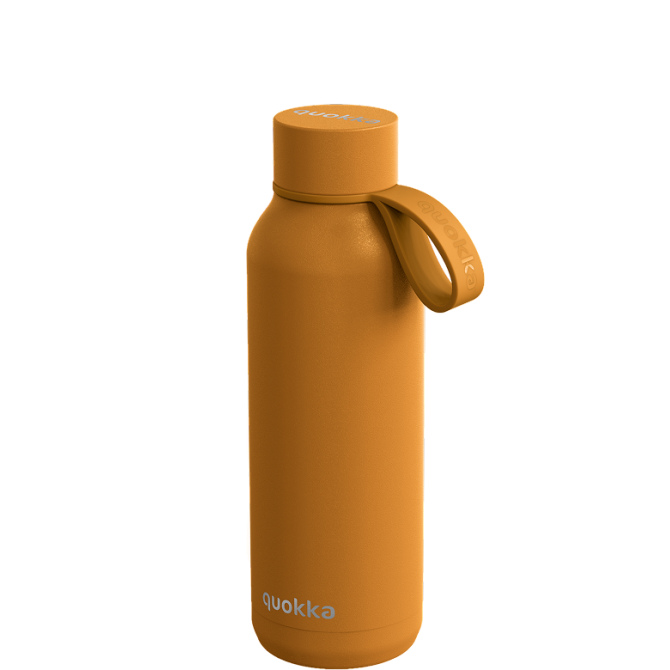 QUOKKA BOTELLA TERMO ACERO INOXIDABLE SOLID CON COLGADOR MUSTARD 510 ML