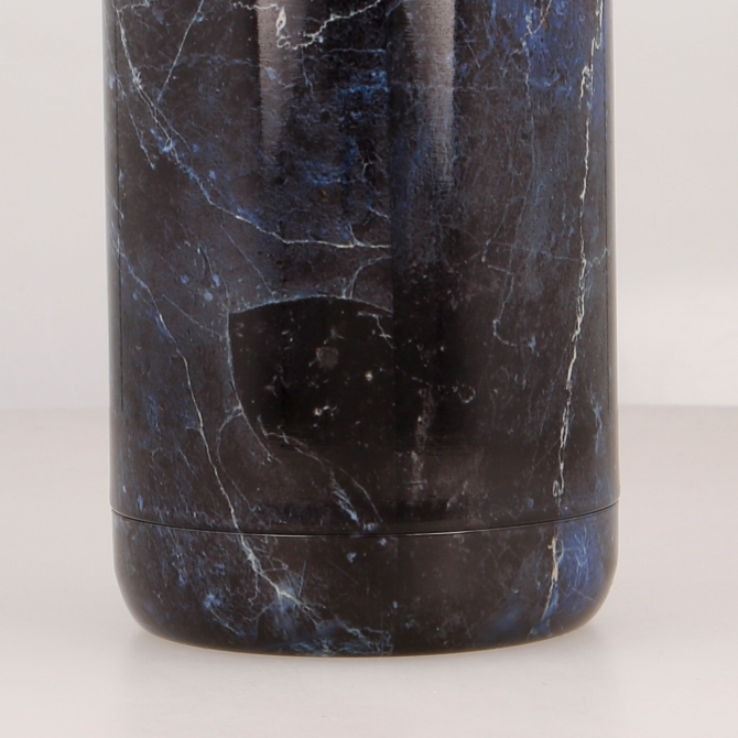 QUOKKA BOTELLA TERMO ACERO INOXIDABLE SOLID BLACK MARBLE 630 ML