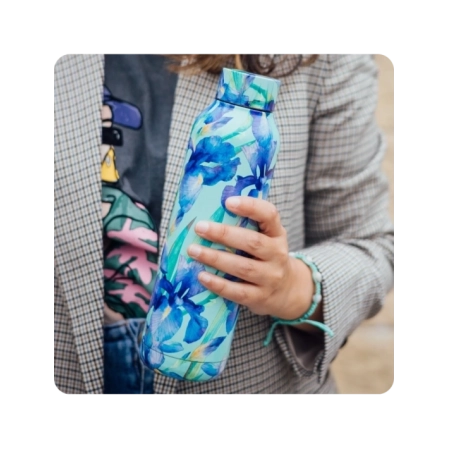 QUOKKA BOTELLA TERMO ACERO INOXIDABLE SOLID BLUE IRISES 630 ML