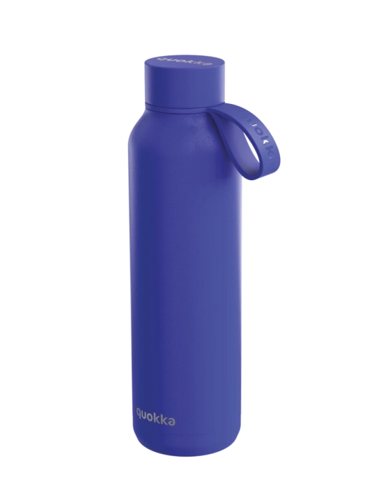 QUOKKA BOTELLA TERMO ACERO INOXIDABLE SOLID CON COLGADOR DUSK BLUE 630 ML