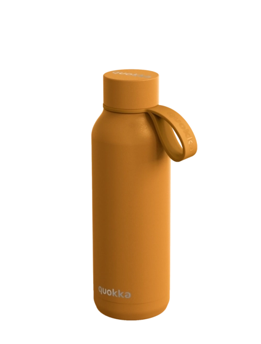 QUOKKA BOTELLA TERMO ACERO INOXIDABLE SOLID CON COLGADOR MUSTARD 510 ML