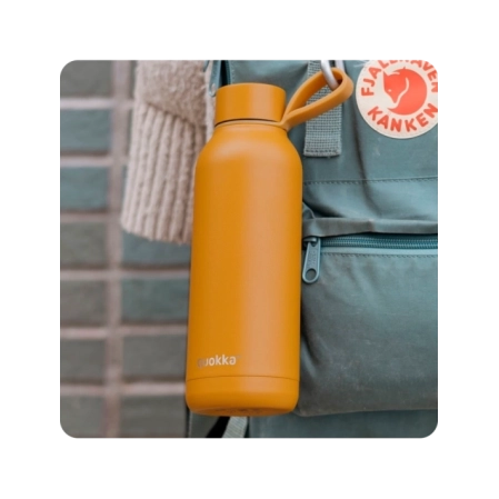 QUOKKA BOTELLA TERMO ACERO INOXIDABLE SOLID CON COLGADOR MUSTARD 510 ML