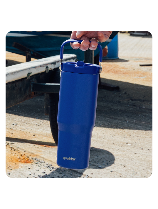 QUOKKA VASO COOL TERMO ACERO INOXIDABLE CON ASA CORE DUSK BLUE 860 ML