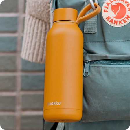 QUOKKA BOTELLA TERMO ACERO INOXIDABLE SOLID CON COLGADOR MUSTARD 510 ML