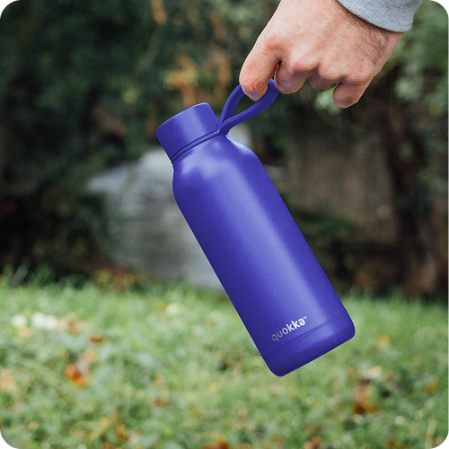 QUOKKA BOTELLA TERMO ACERO INOXIDABLE SOLID CON COLGADOR DUSK BLUE 510 ML