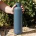 QUOKKA BOTELLA TERMO ACERO INOXIDABLE SOLID STONE BLUE 630 ML