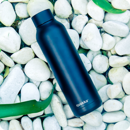 SOLID-JET BLACK 630 ML.